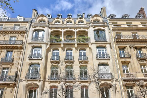 Bureaux à louer à PARIS 75016