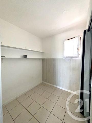 Appartement F2 à vendre  2 pièces - 25 m2 LA LONDE LES MAURES - 83
