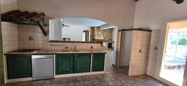 Maison à vendre  4 pièces - 118,33 m2 ST MAXIMIN LA STE BAUME - 83