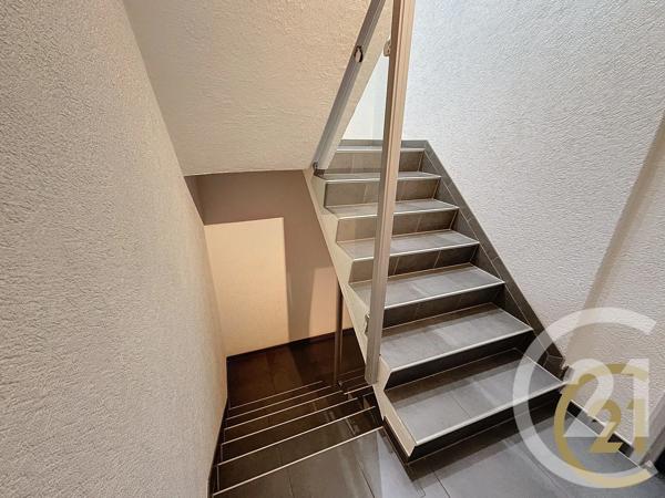 Maison à vendre  4 pièces - 99 m 2   FESCHES LE CHATEL  - 25
