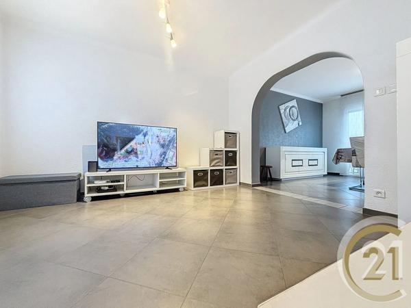 Maison à vendre  4 pièces - 99 m 2   FESCHES LE CHATEL  - 25