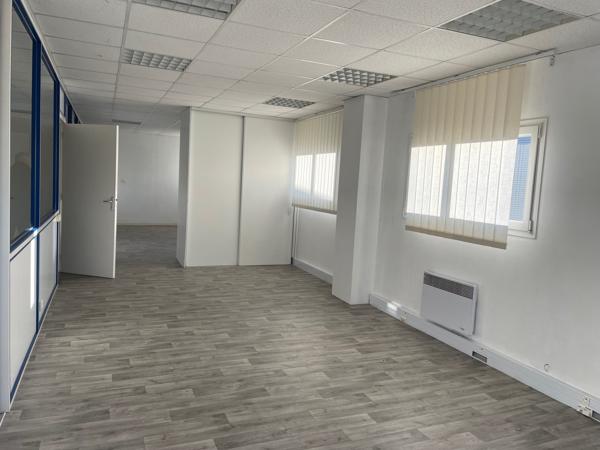 Bureaux à louer à LE PETIT QUEVILLY 76140