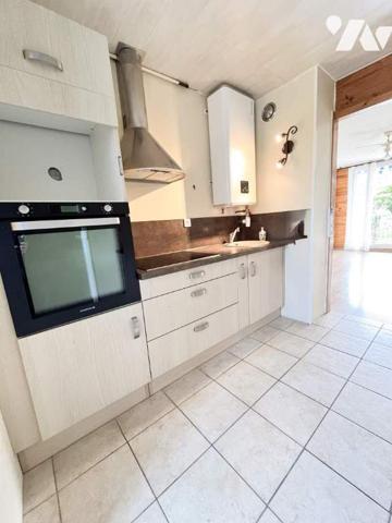 GAP EST AGREABLE T3 EN RDC SURELEVE + GARAGE