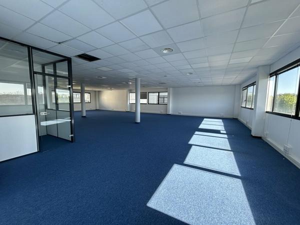 BUREAUX à LOUER de 256 m²