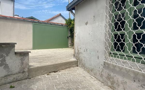 Maison à vendre    4 pièces •  La Rochelle