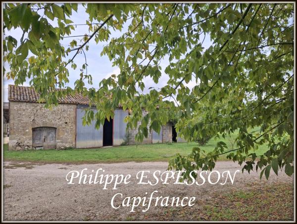 CORPS DE FERME EN PIERRE SUR UN PARC DE 14000 M2 SUR LEVIGNAC DE GUYENNE (47)