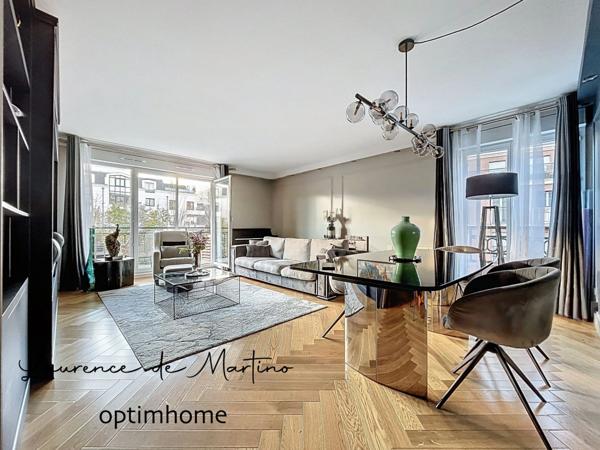 Appartement de 107 m2 rénovés avec suite parentale, terrasse, cave et parkings - Champs-Philippe -