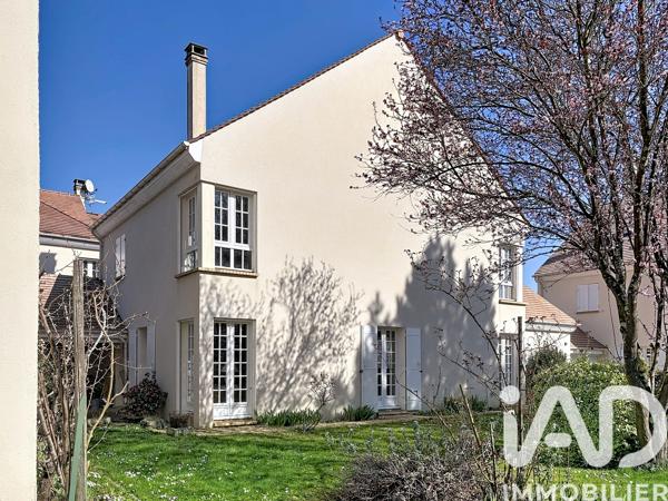 Maison à vendre 8 pièces 170 m² Saint-Rémy-lès-Chevreuse