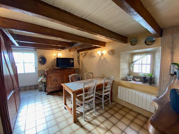 EXCLUSIVITÉ Maison  dans le centre ville de Mornac Sur Seudre 55 m2
