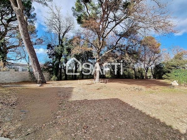 Cazan terrain à bâtir 843 m²