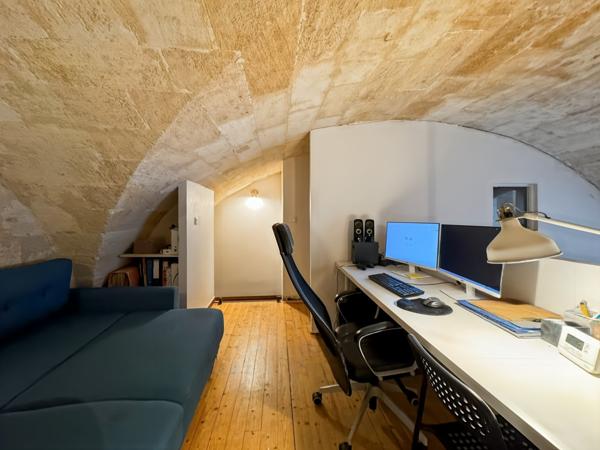 Appartement 3 pièces - 85 m² Bien prestige