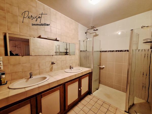 Saint-Julien-l'Ars (86800) Maison familiale 175 m² – 6 chambres – 3000 m² de terrain