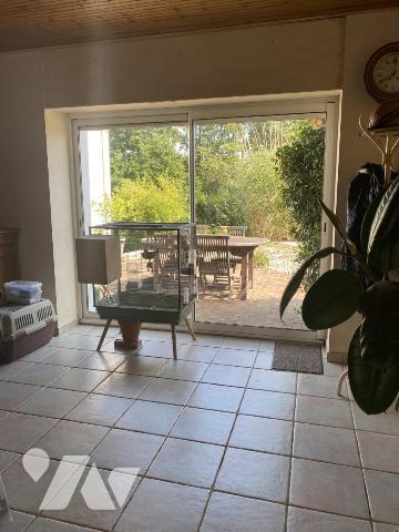 LA CHAPELLE ACHARD maison avec beau terrain