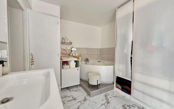 Maison à vendre    3 pièces •  Chenôve