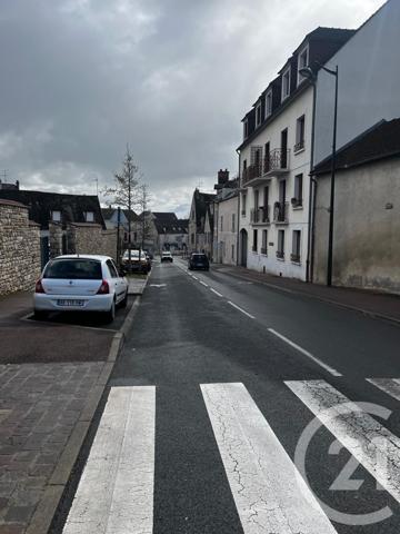 Parking à vendre  13 m2 ETAMPES - 91