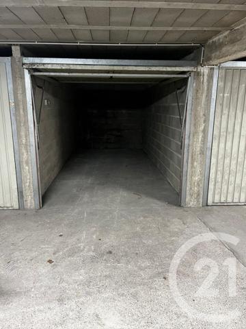 Parking à vendre  13 m2 ETAMPES - 91