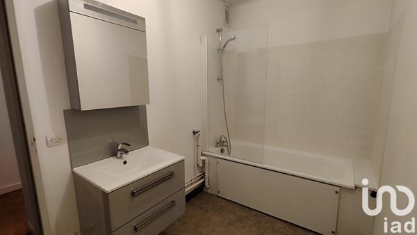 Appartement 3 pièces de 70 m² à Reims (51100)