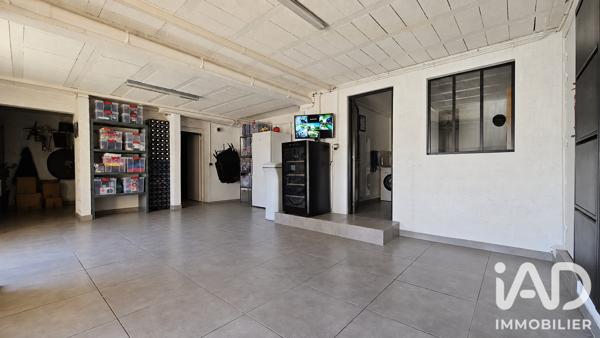 Maison à vendre 8 pièces 261 m² Le Vaumain