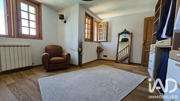 Maison à vendre 8 pièces 261 m² Le Vaumain