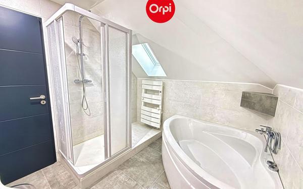 Appartement à vendre    5 pièces • 118 m2 Coublevie