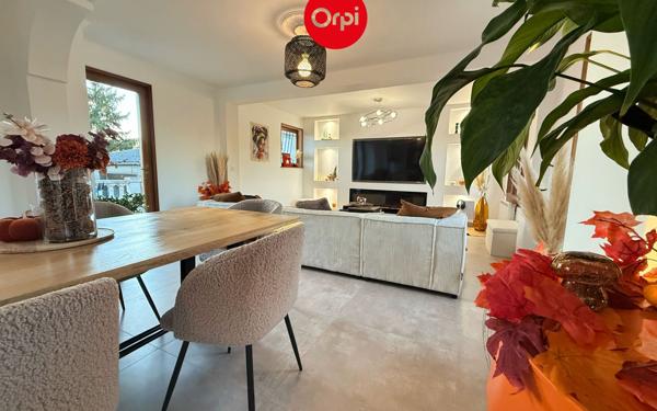 Appartement à vendre    5 pièces • 118 m2 Coublevie