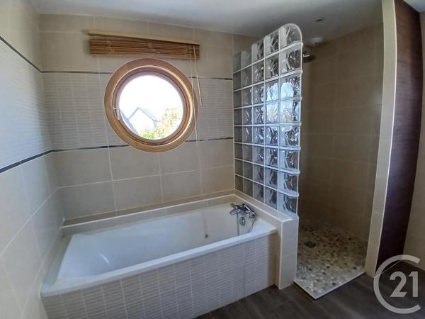 Maison à vendre  5 pièces - 134,89 m 2   DONVILLE LES BAINS  - 50
