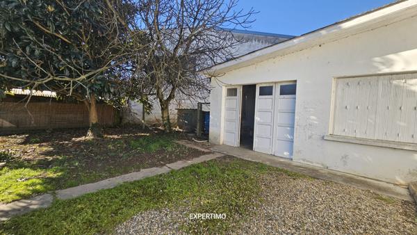 Tonneins (47400) Plain pied 3 chambres, jardin arboré et potager, puits, garage et dépendances proximité des commerces