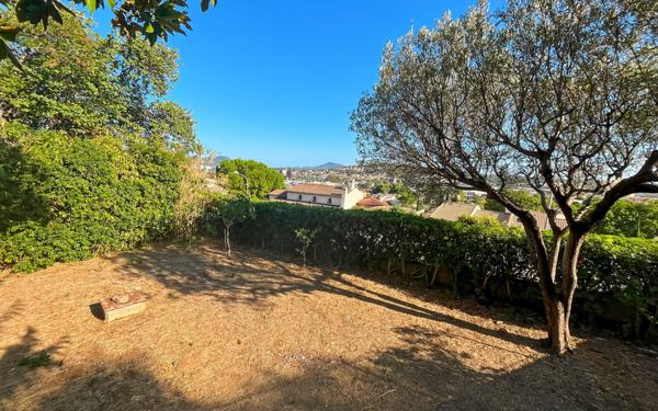 Maison à vendre    5 pièces • 220 m2 La Valette-du-Var