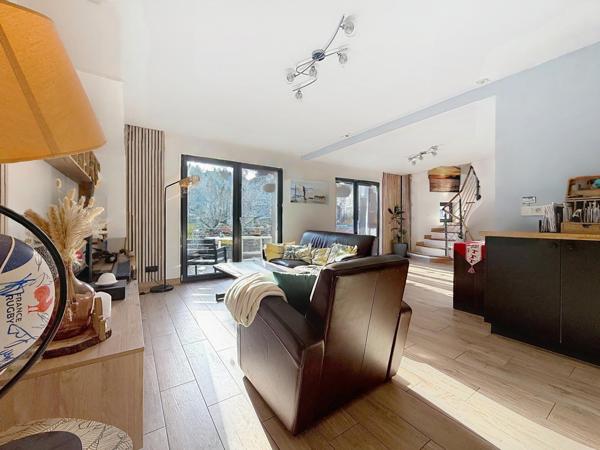 Maison au calme sans vis-à-vis rénovée 2015