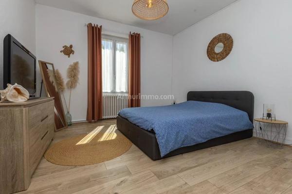 Vente Maison 7 pièces 180 m2 à Saint-Genix-les-Villages