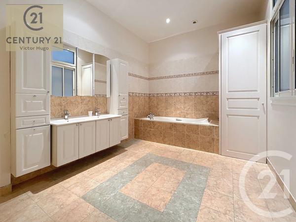 Appartement F5 à vendre  5 pièces - 155 m 2   LIMOGES  - 87