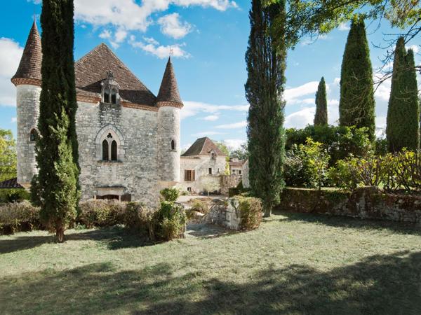 Vente Château Agen 12 Pièces 1000 m²