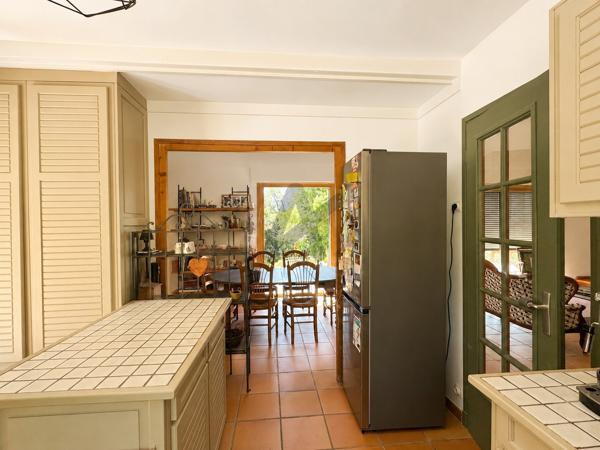 Maison familiale de 205 m² dans un environnement privilégié à Limonest