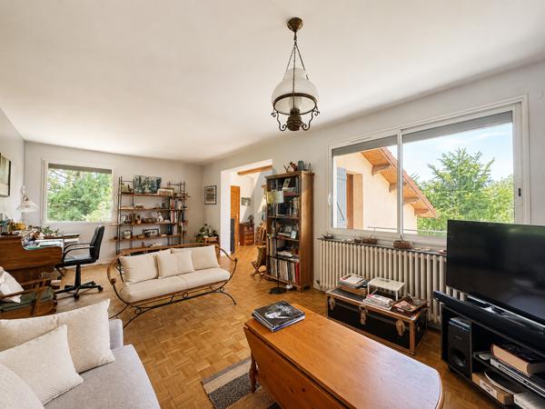 Maison familiale de 205 m² dans un environnement privilégié à Limonest