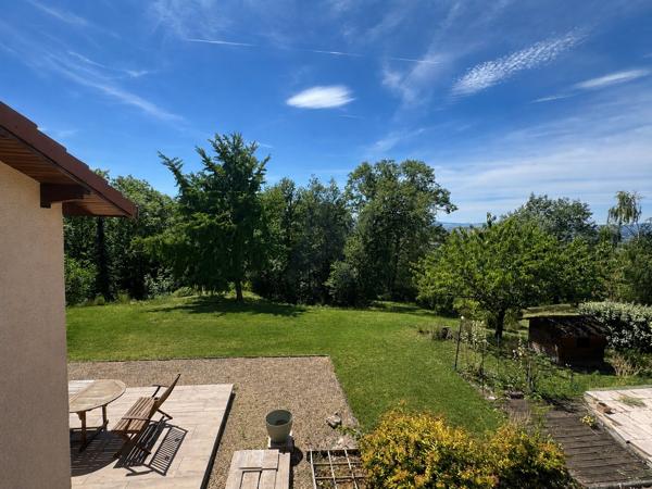 Maison familiale de 205 m² dans un environnement privilégié à Limonest