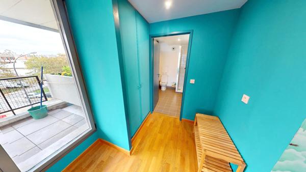 Appartement Ivry Sur Seine 2 pièces de 50m2 avec loggia