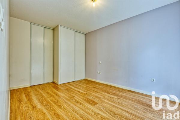 Appartement 2 pièces de 42 m² à Cenon (33150)