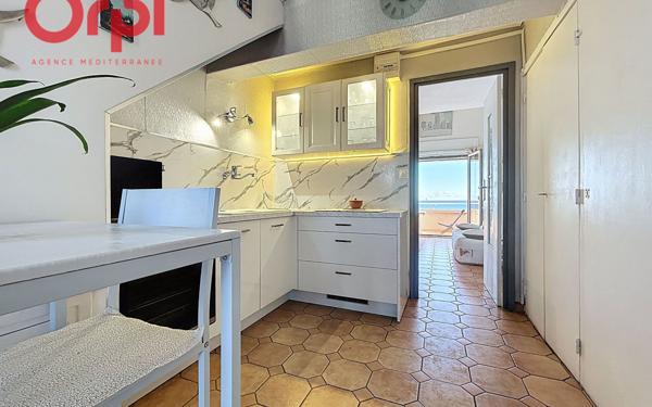 Appartement à vendre    2 pièces • 41 m2 Fréjus