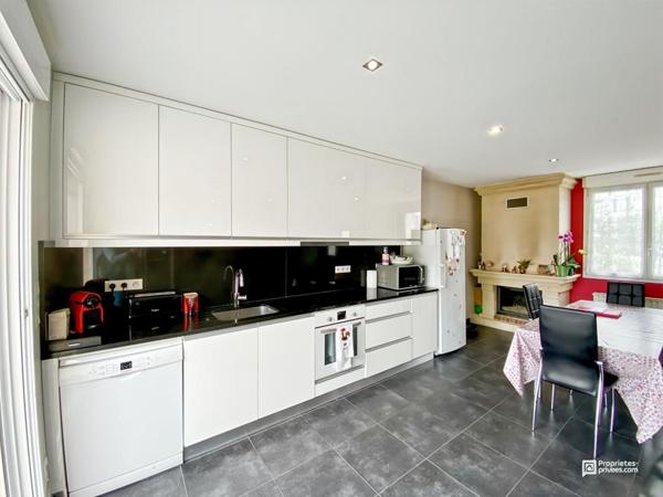 Maison Le Bouscat 5 pièces, 3 chambres, garage, studio 90m²