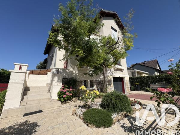 Maison à vendre 4 pièces 107 m² Terrasson-Lavilledieu