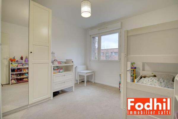 Appartement 2 pièces de 66 m² avec cave et parking.