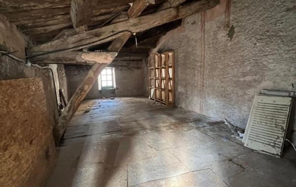 Vente Maison de village avec terrasse toiture à rénover Saint-pons-de-thomieres   