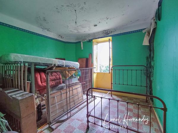 Molières-Sur-Cèze (30410). Ensemble immobilier de 195m² avec beaucoup de potentiel