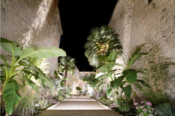 RARE ! Lectoure – Hôtel particulier du XVIIe siècle avec jardin et piscine