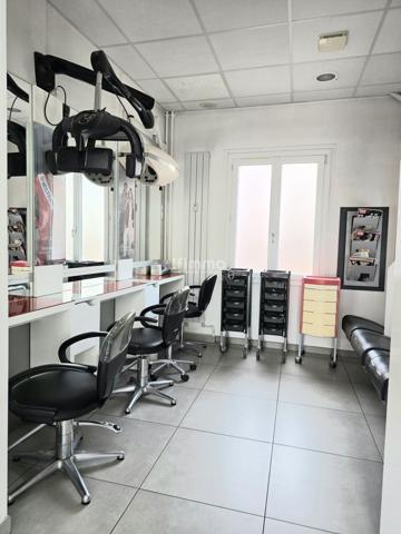 Droit au bail, boutique, coiffure ou tout commerce centre-ville