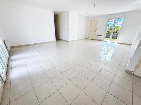 Pavillon Type 4 - Terrain de 900m2 - Garage