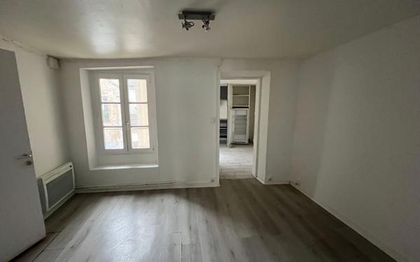 Appartement à louer    1 pièce •  La Ferté-Gaucher