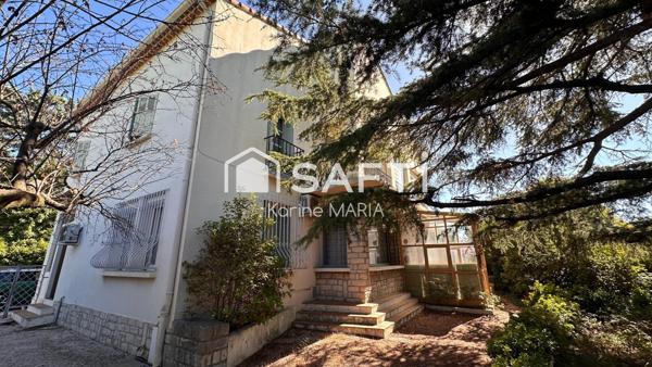 13400 - AUBAGNE - Maison de 223 m2 avec 4 chambres, 1 garage et 3 garages loués !
