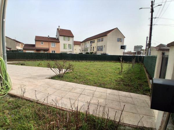 Maison F6 habitable à Woippy village avec garage et jardin