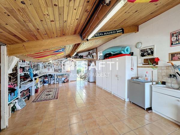 Villa T6 avec pool house face aux Pyrénées